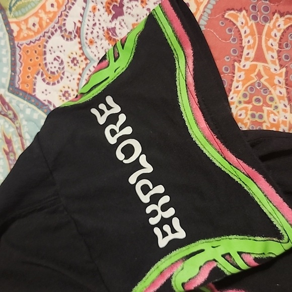 Weekend Warrior Black Graphic T-Shirt Explore, Relax & Stay Trippy Mushrooms - Picture 6 of 8